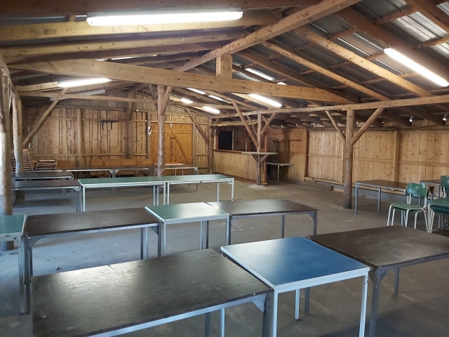 Waldhütte Innenansicht Eingang